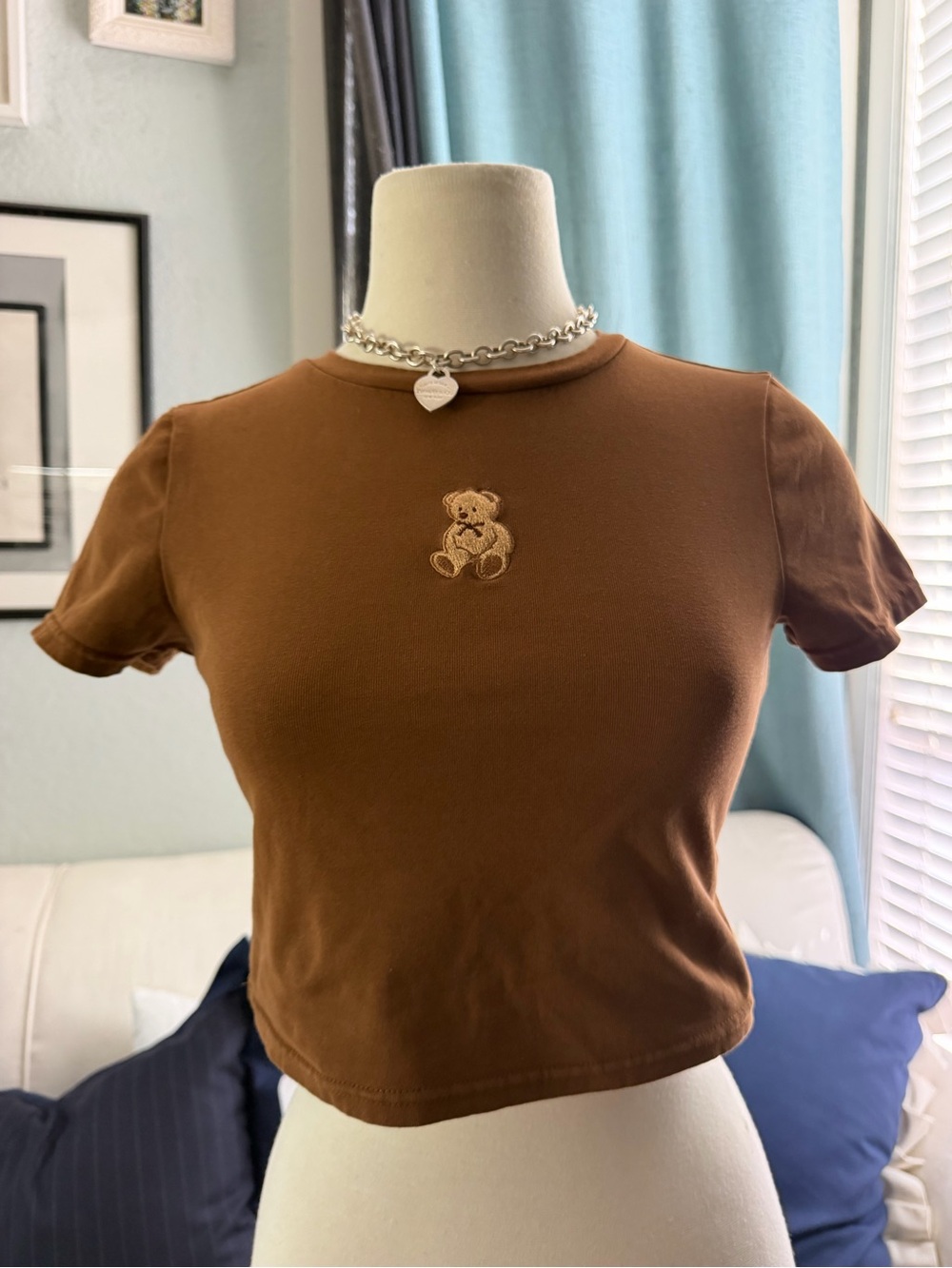 Chest-Embroidered Brown Crop Tee - Women